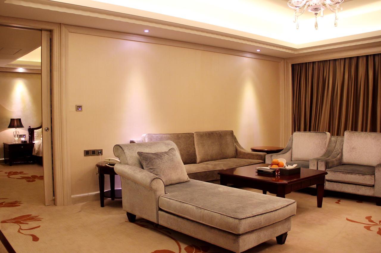 Yutong International Hotel Shantou Exterior photo